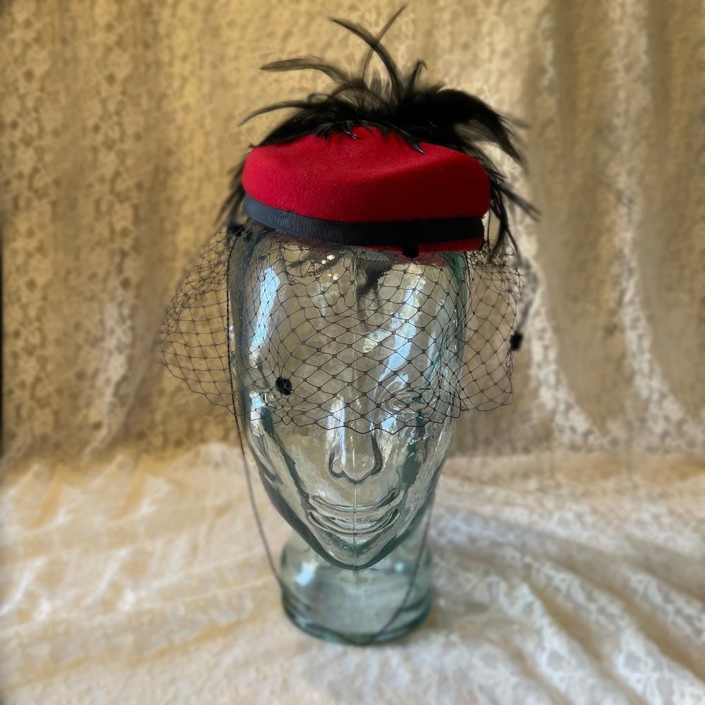 Vintage Geo W Bollman & Co Inc. Red Wool Pill Box